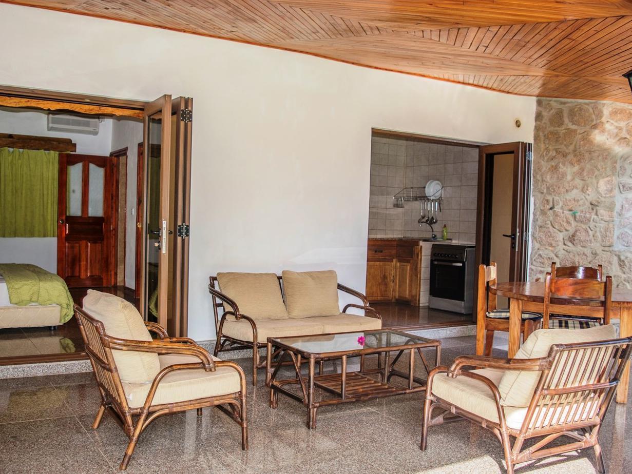 Anse Soleil Resort Baie Lazare  エクステリア 写真
